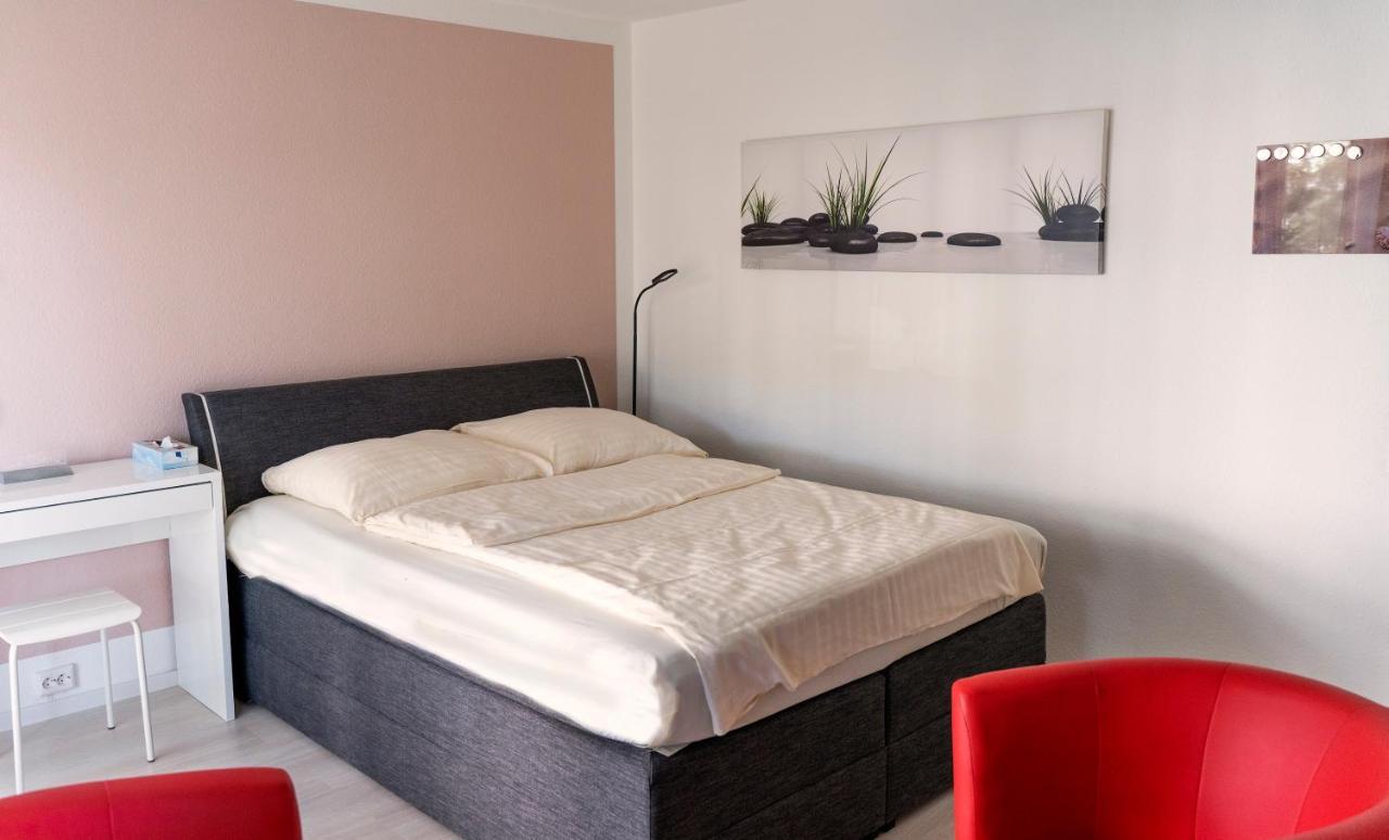 Ferienwohnung Dennis 罗拉赫 外观 照片